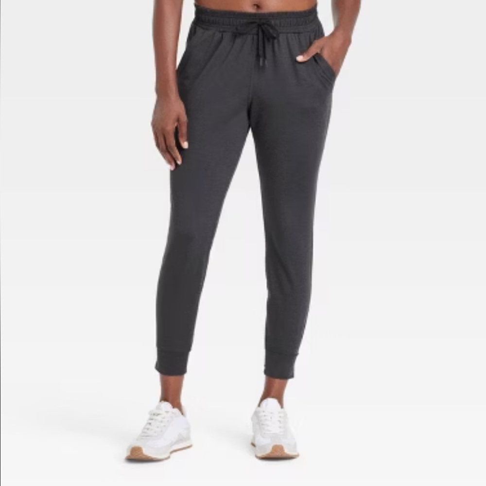 All In Motion Soft Stretch Mid-Rise Joggers XS
